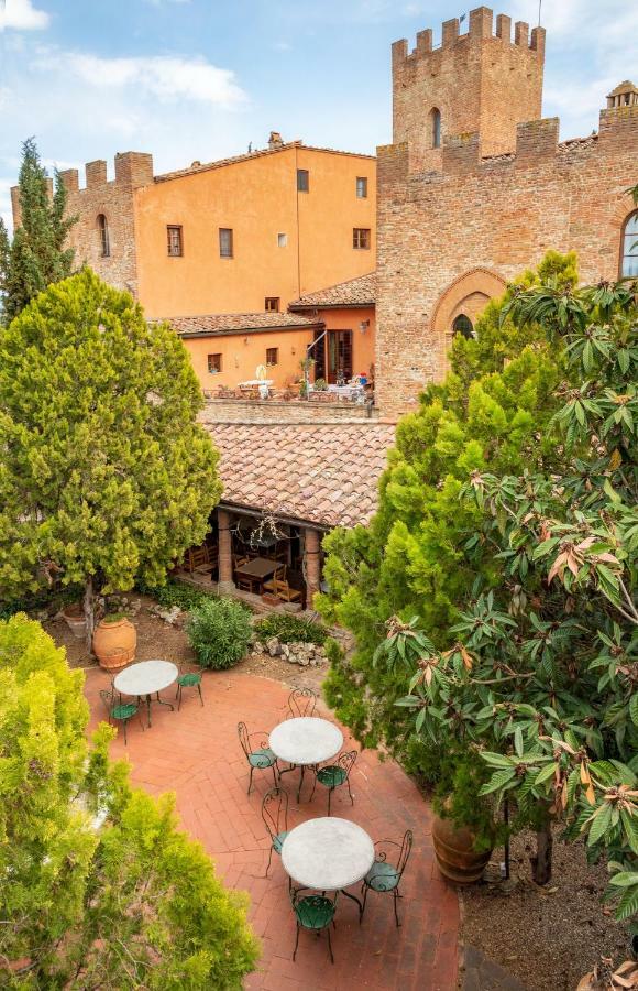 Hotel Il Castello Чертальдо Экстерьер фото