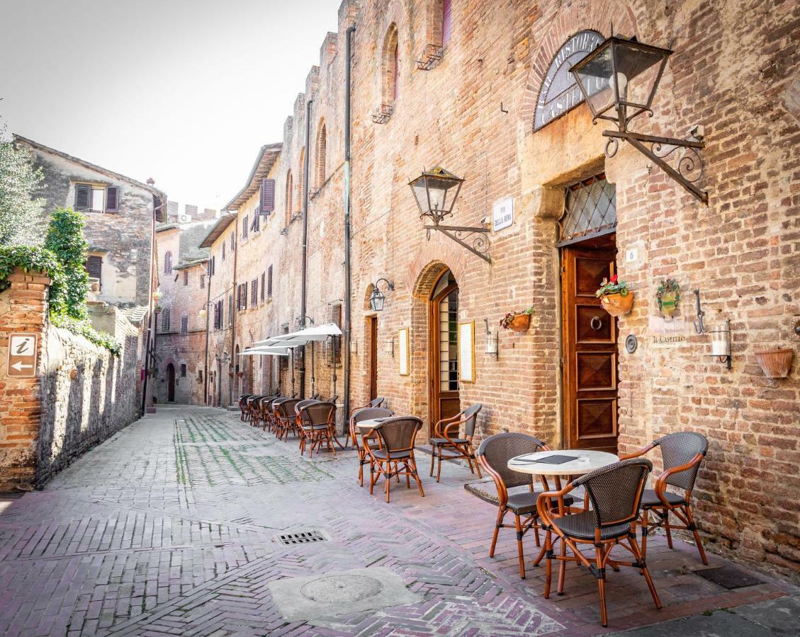 Hotel Il Castello Чертальдо Экстерьер фото