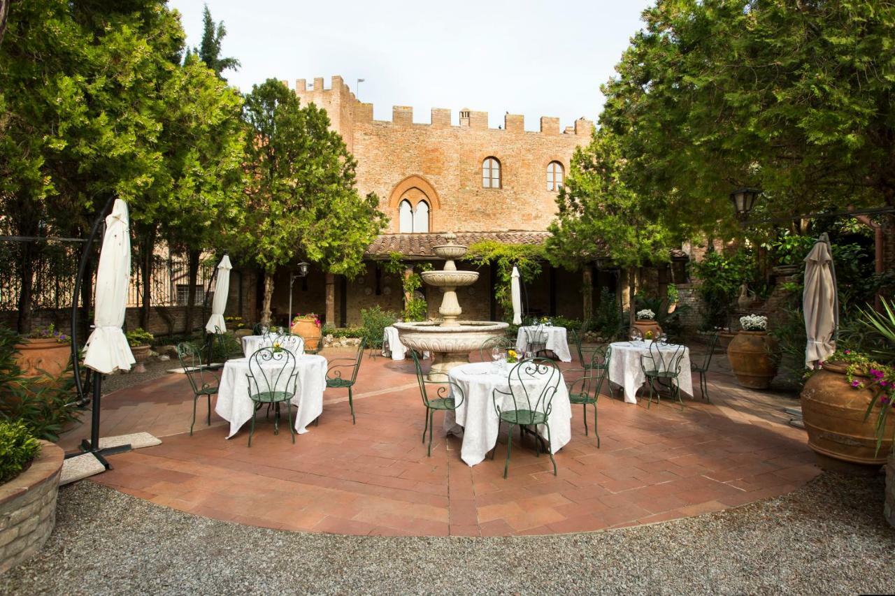 Hotel Il Castello Чертальдо Экстерьер фото